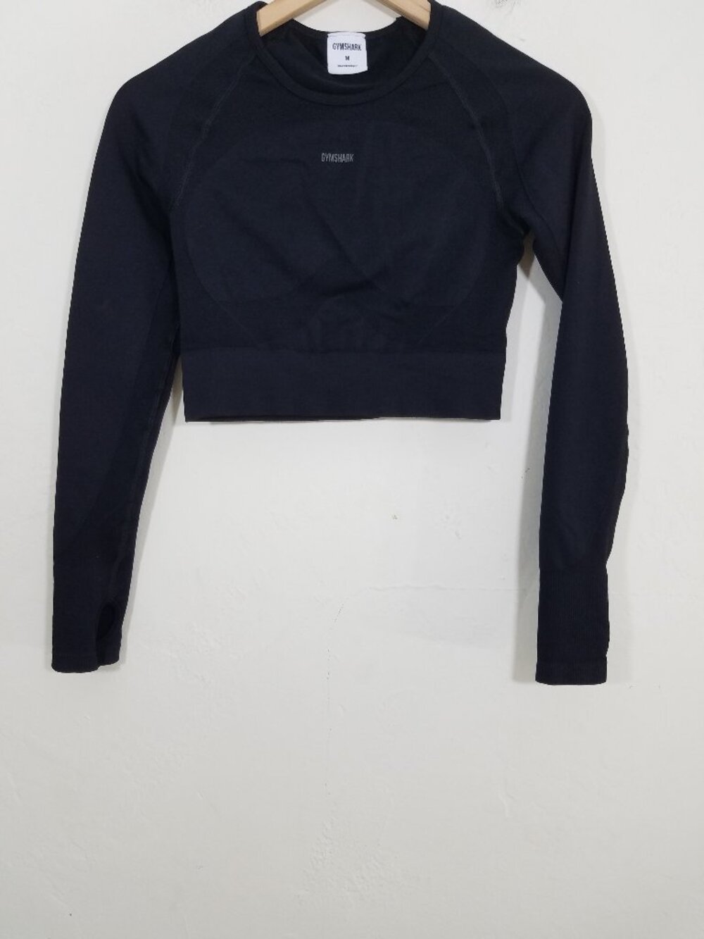 Gymshark Crop Top Long Sleeve Thumbholes Black Size M